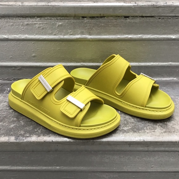 ALEXANDRA MCQUEEN Hybrid Platform Slides in Lime - Picture 6 of 13